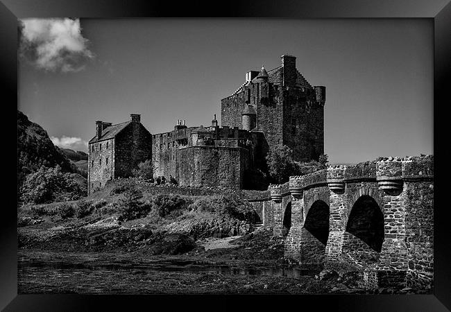 Eilean Donan Castle Framed Print by Andy McGarry