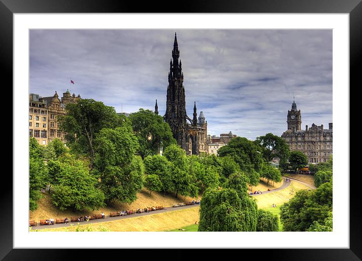 The Scott Monument in July Framed Mounted Print by Tom Gomez