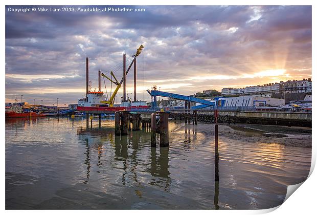 London array support Print by Thanet Photos