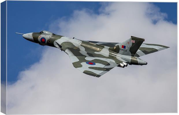 Avro Vulcan Bomber XH558 Canvas Print by Oxon Images