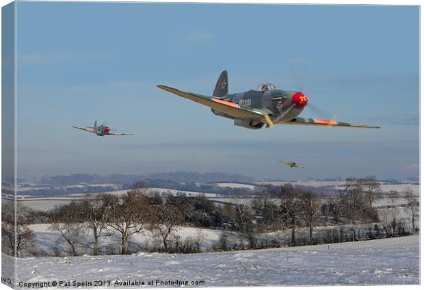 Yak9 - the Russians are coming! Canvas Print by Pat Speirs