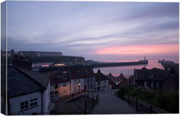 sunset whitby harbour Canvas Print by simon sugden
