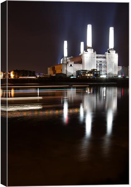 Battersea Power Station Canvas Print by Wayne Molyneux