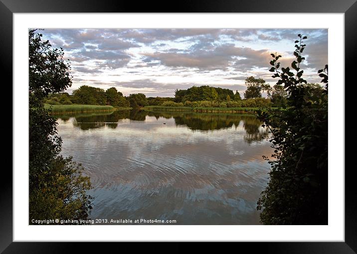 Evening Time at Marsworth reservoir Framed Mounted Print by graham young