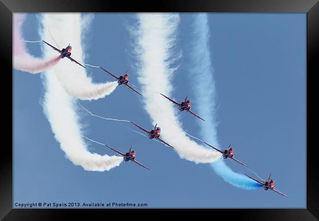 Red Arrows - Formation Display Framed Print by Pat Speirs