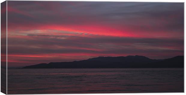 Sunset on the Horizon Canvas Print by Tony Fishpool