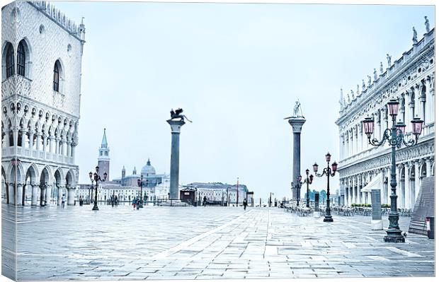 St Marks Square Venice Canvas Print by Jean Gill