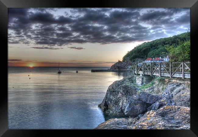 Babbacombe hdr Framed Print by kevin wise