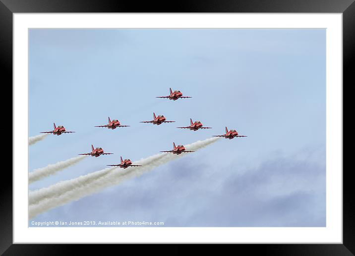 Red Arrows full formation Framed Mounted Print by Ian Jones