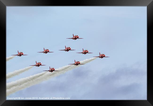 Red Arrows full formation Framed Print by Ian Jones