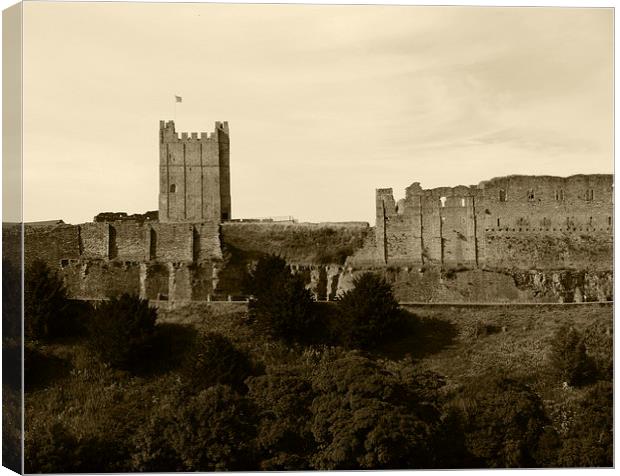 Richmond Castle Ruins Canvas Print by Susan Mundell