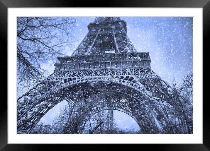 Winter Wonderland at the Eiffel Tower Framed Mounted Print by Les McLuckie