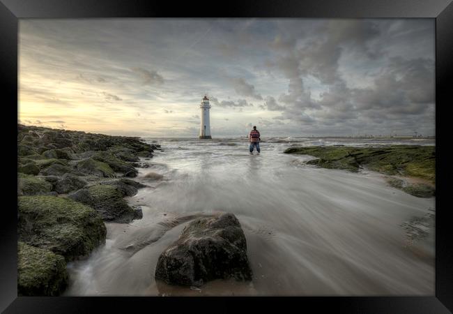 Wet Feet at Perch Rock Lighthouse Framed Print by raymond mcbride