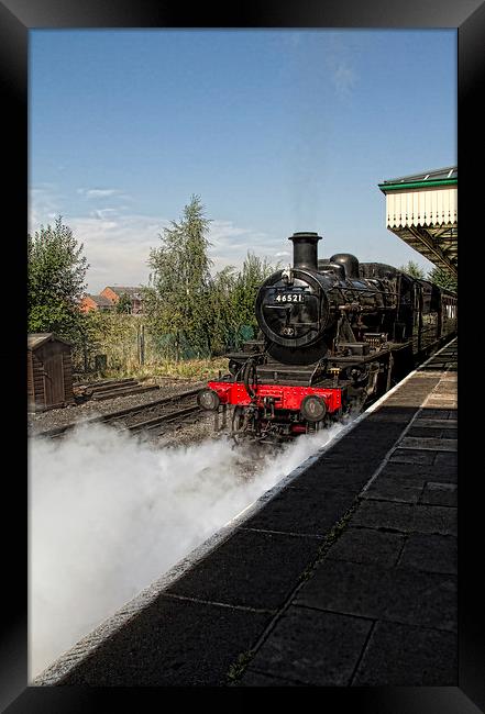 No 46521 departing Framed Print by Val Saxby LRPS