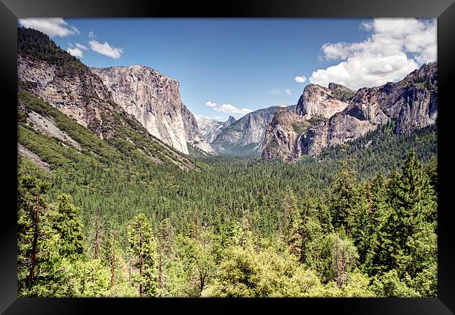 Tunnel View Yosemite Framed Print by Chris Frost