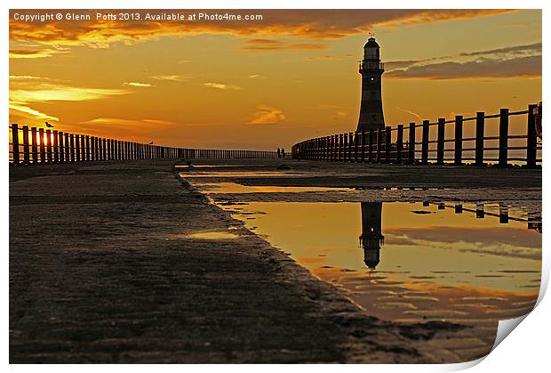 Sunderland lighhouse Roker Pier sunrise Print by Glenn Potts