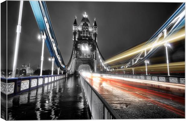 Tower Bridge at night Canvas Print by Ian Hufton