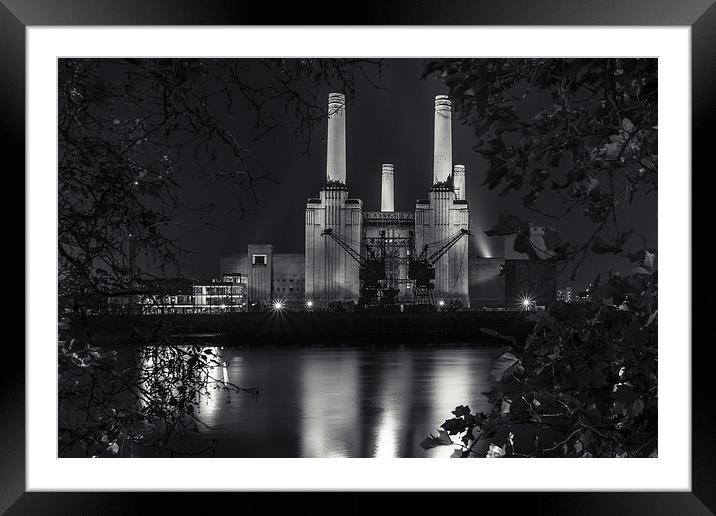 Battersea Power Station at night (mono) Framed Mounted Print by Izzy Standbridge