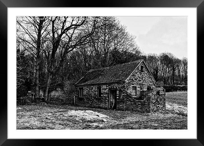 Abandoned farm outbuilding Framed Mounted Print by Steven Dale