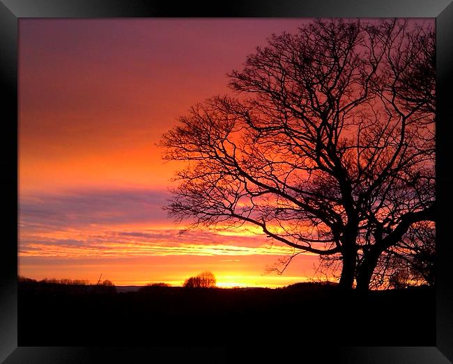 Derbyshire Sunset Framed Print by Laura Kenny
