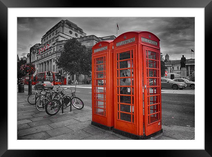 London Calling Framed Mounted Print by Tracy Hughes