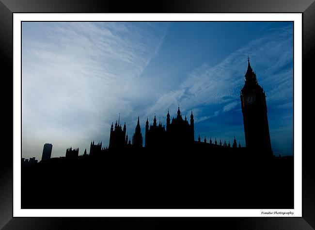 Houses of Parliament Framed Print by Gavin OMahony