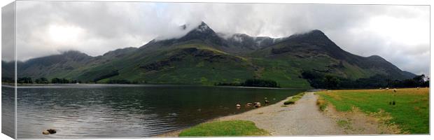 Buttermere panorama Canvas Print by eric carpenter