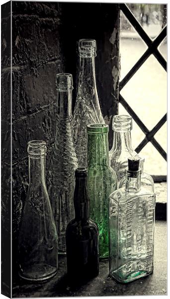 One green bottle Canvas Print by Rick Lindley