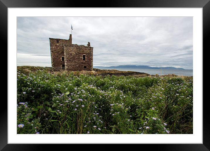 Portencross Castle Framed Mounted Print by Sam Smith