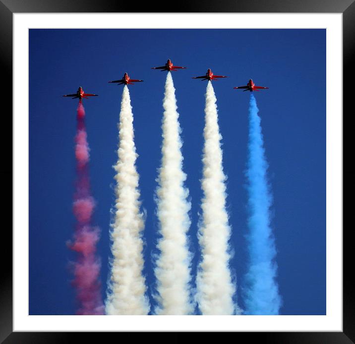 Red Arrows Framed Mounted Print by Scott Anderson
