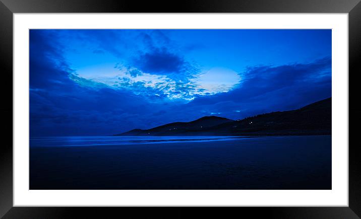 Red cliffs of Dingle peninsula from Inch beach Framed Mounted Print by Pierre TORNERO