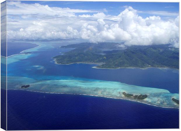 Tahaa Raiatea lagoon Canvas Print by uk crunch