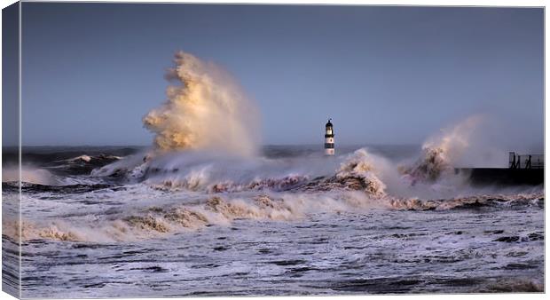 Seaham storm Canvas Print by Kevin Tate
