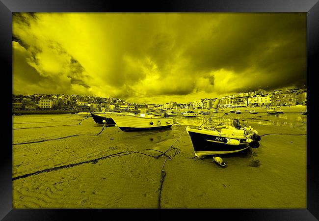St Ives in yellow Framed Print by Rob Hawkins