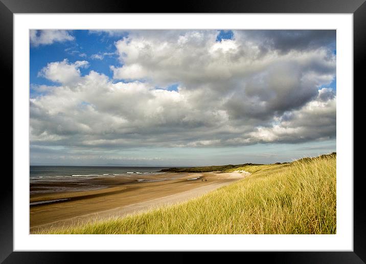 Deserted Beach Framed Mounted Print by Lynne Morris (Lswpp)