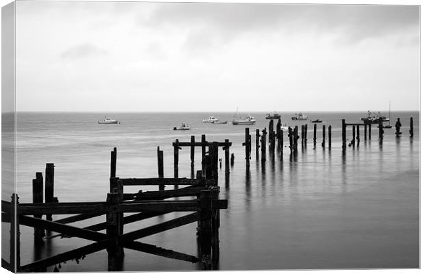 Swanage old Pier Canvas Print by Ian Middleton