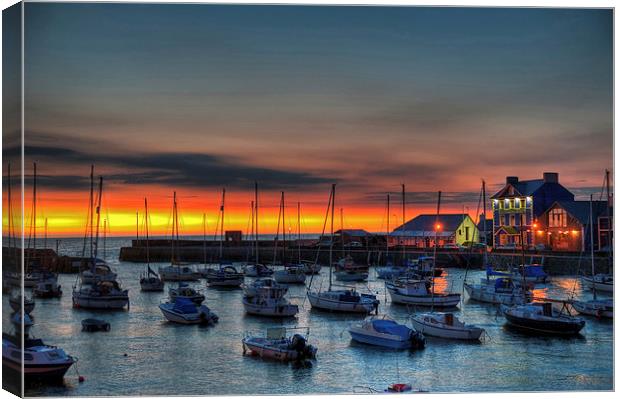 aberaeron at sunset Canvas Print by Andrew chittock