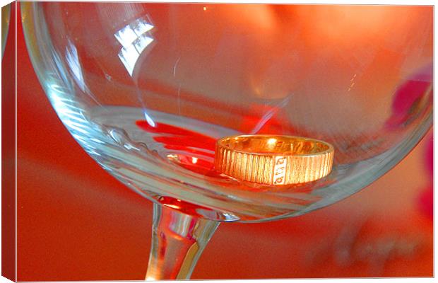 Ring In Glass Canvas Print by Robert Gillespie