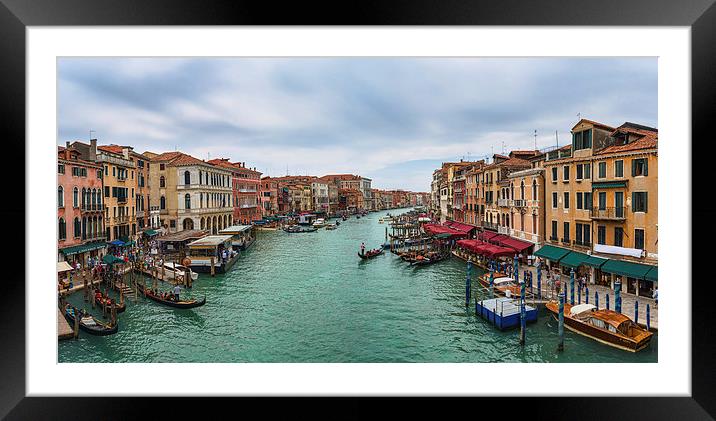 Il Canal Grande di Venezia Framed Mounted Print by Robert Parma