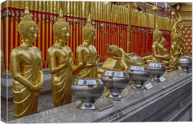 Buddha array in the Grand Palace Canvas Print by colin chalkley
