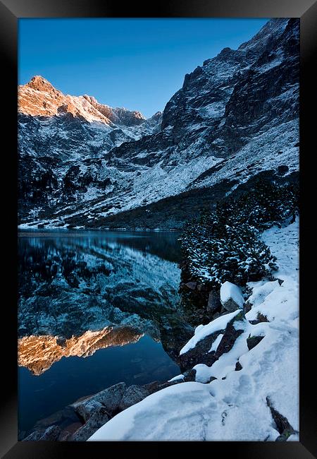 rising sun begins from summits Framed Print by Robert Parma