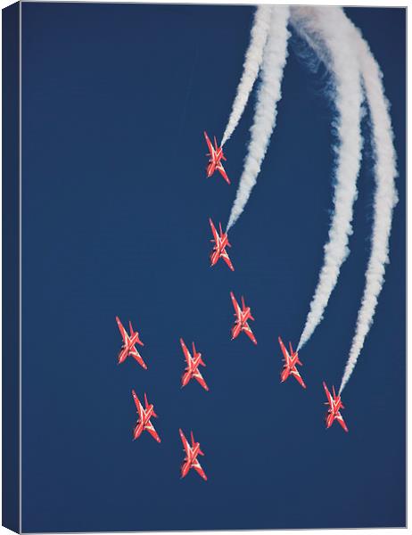 Red Arrows Canvas Print by Rory Trappe