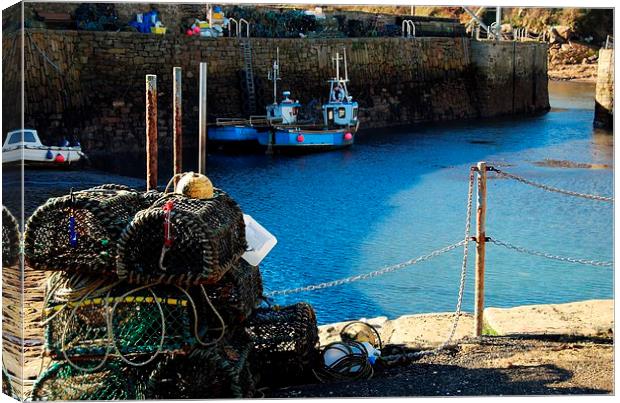 Low Tide at Crail Harbour Canvas Print by Kenny McNab
