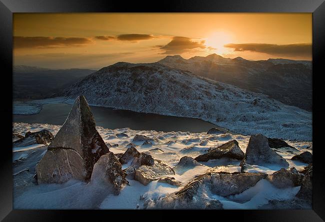 Moelwyn sunset Framed Print by Rory Trappe