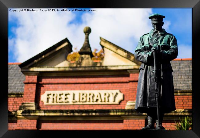 Whitchurch Library and War Memorial Framed Print by Richard Parry