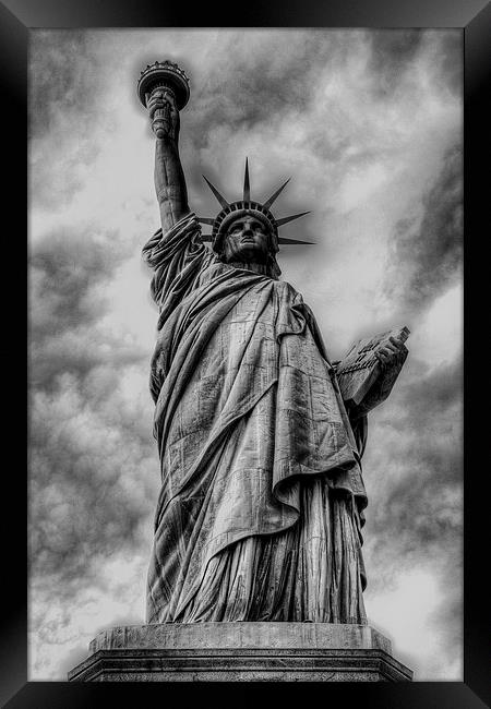 Statue of Liberty Framed Print by Pete Lawless