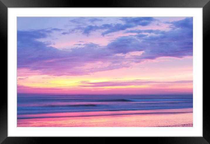 West  coast sunset Framed Mounted Print by Ian Jones