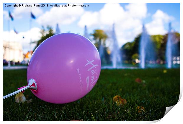Pink Balloon, Cardiif Print by Richard Parry