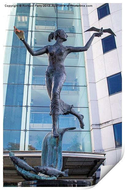 Cardiff Statue Print by Richard Parry