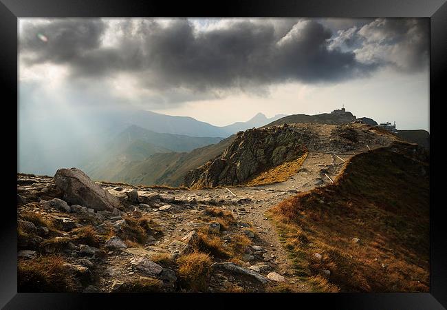 Dramatic sky Framed Print by Robert Parma